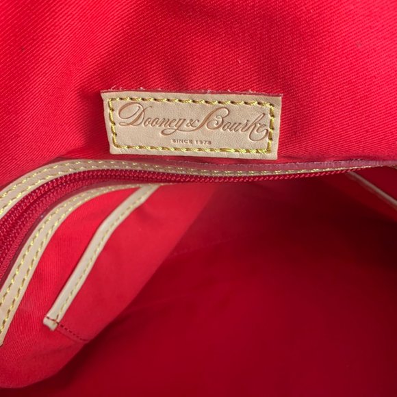 Dooney and Bourke purse - Picture 3 of 4